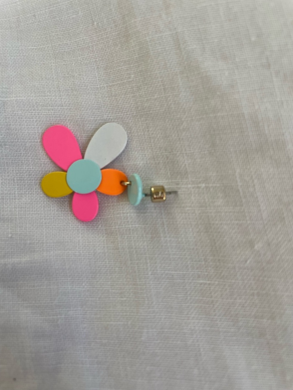 Roxanne Assoulin Pop Drop Daisy Flower Earrings in Bright Enamel Neon - Picture 3 of 3